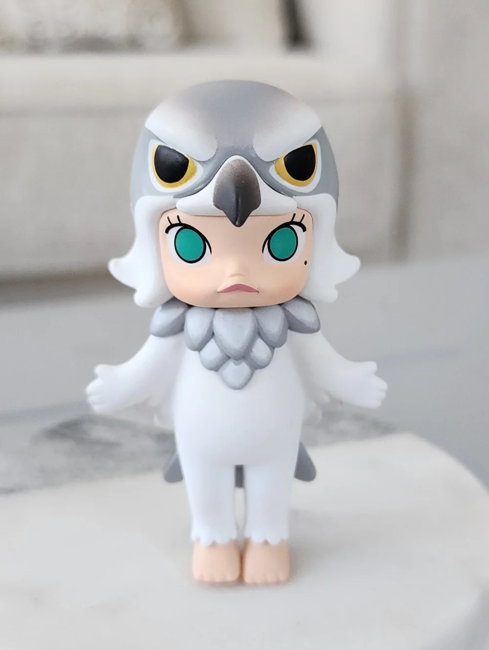 Kennyswork Pop Mart Molly Birdy Mini Figure Goshawk Hawk Doll Beautiful - Picture 1 of 7